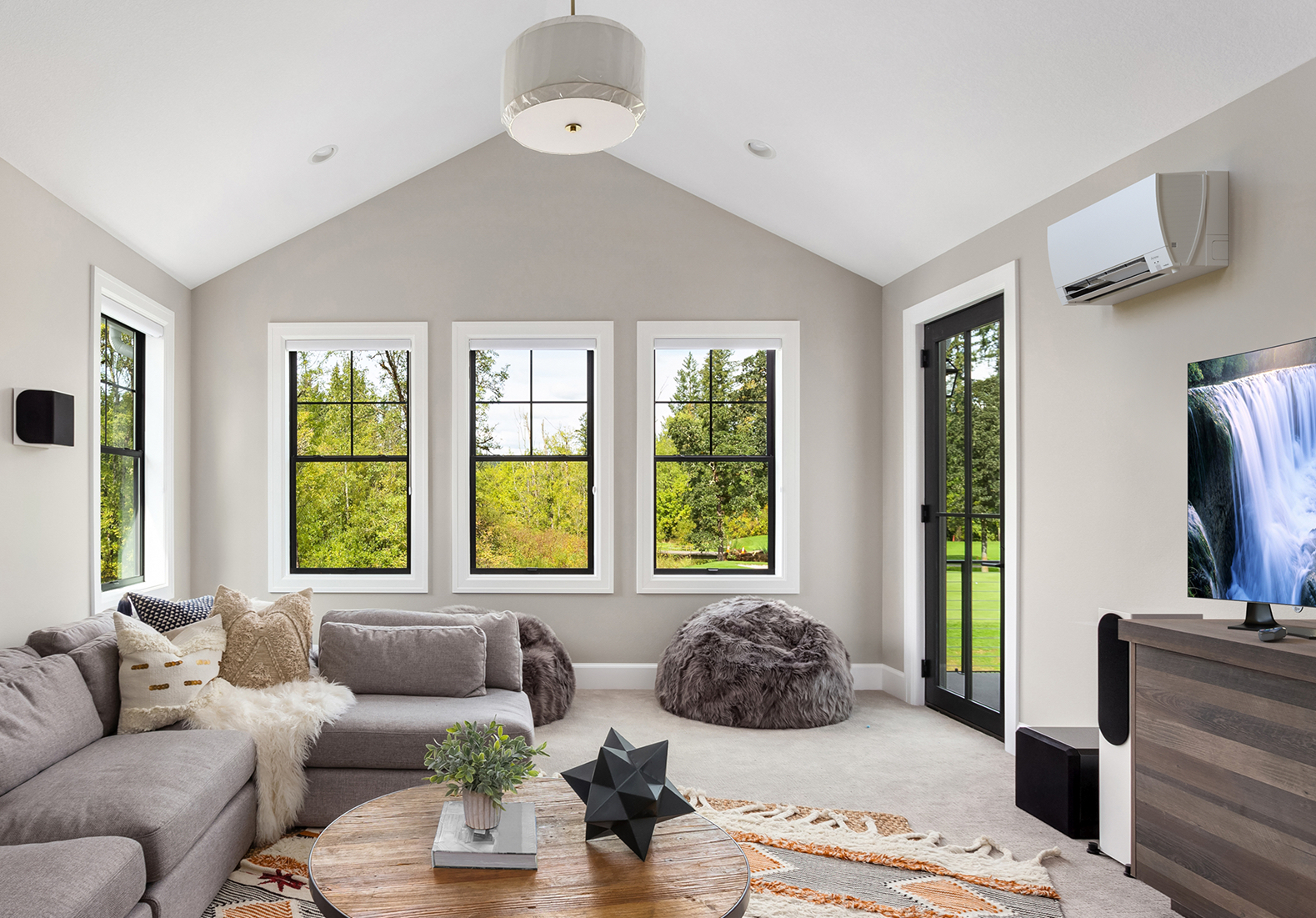 Indoor head unit of a ductless heat pump. (Credit: Mitsubishi Electric